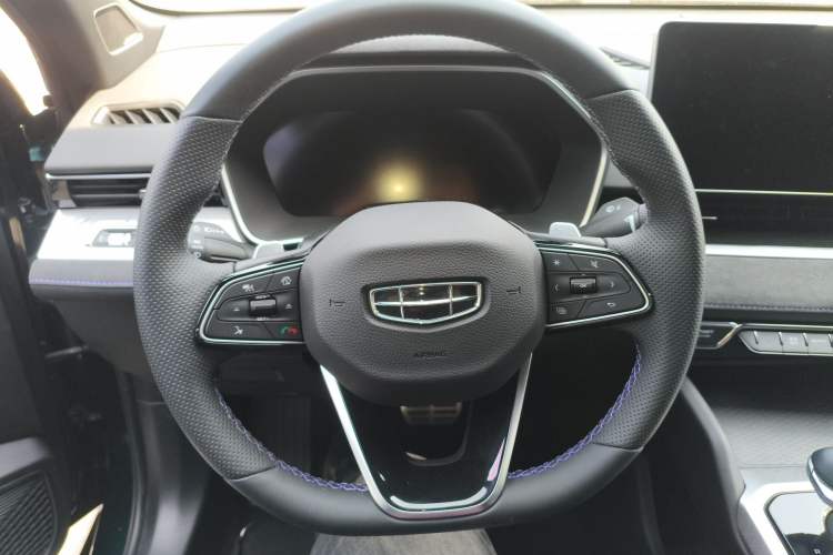 Used Geely Auto Preface 2024 2.0TD Qingyun Edition Steering Wheel