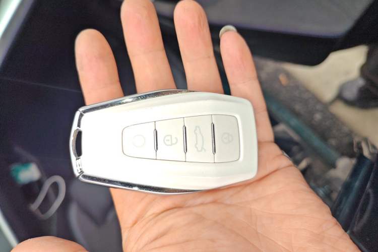 Used Geely Auto Preface 2024 2.0TD Xiaohan Edition Vehicle Key