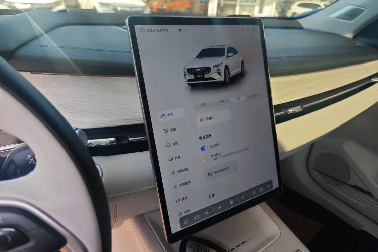 Used Geely Auto Preface 2024 Zhiqing 1.5TD Tiangong Edition Audio And AC Panel