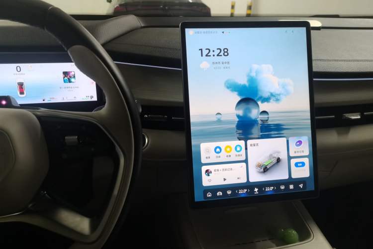 Used Geely Auto Preface 2024 Zhiqing 1.5TD Tiangong Edition Audio And AC Panel