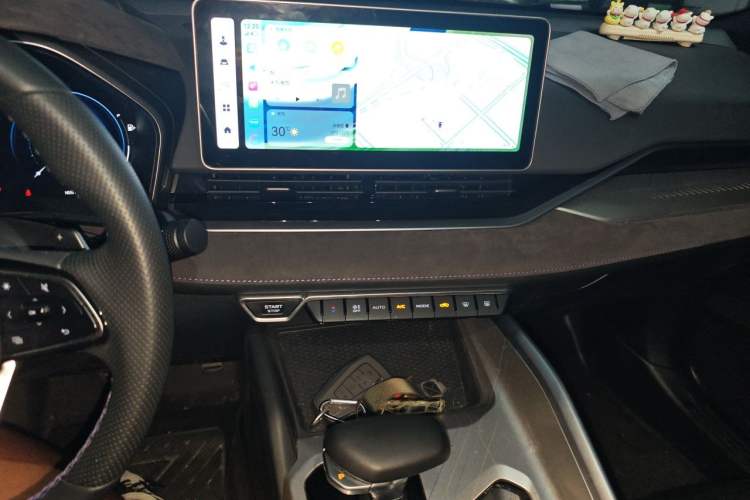 Used Geely Auto Preface 2024 2.0TD Qingyun Edition Audio And AC Panel