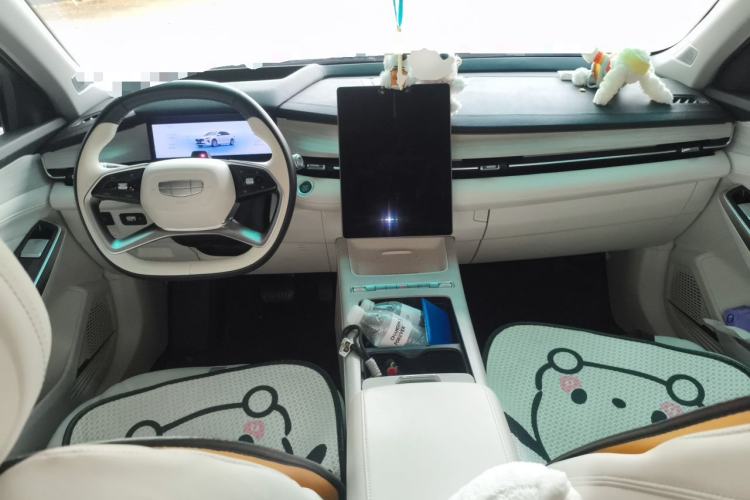 Used Geely Auto Preface 2024 Zhiqing 1.5TD Tiangong Edition Center Console