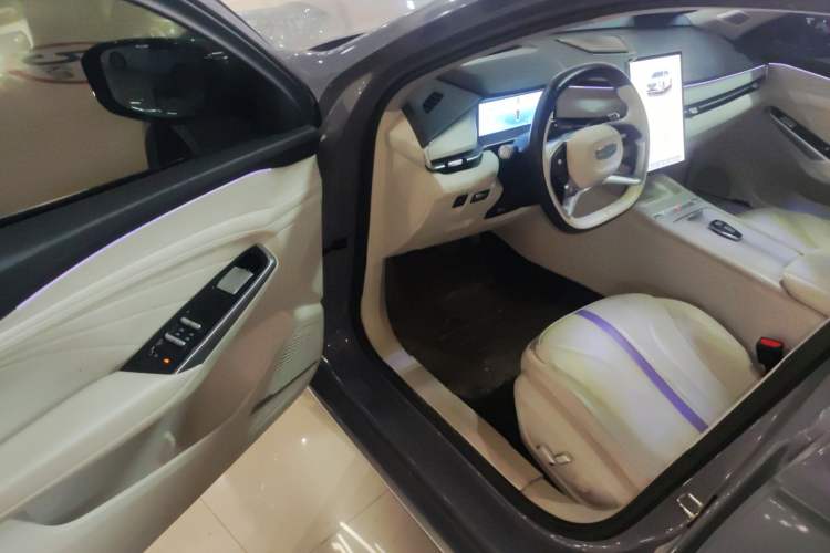 Used Geely Auto Preface 2024 Zhiqing 1.5TD Tiangong Edition Driver Seat
