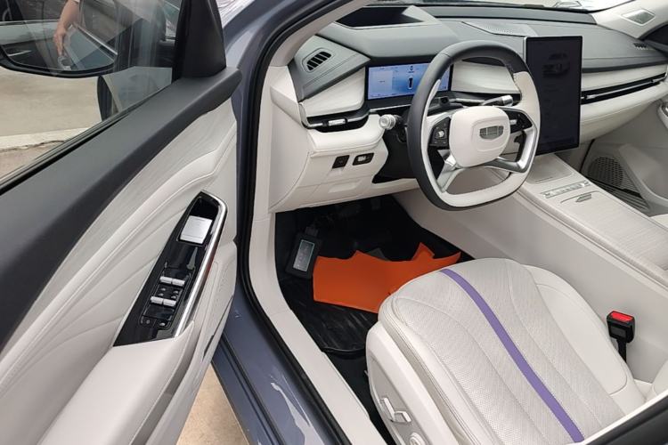Used Geely Auto Preface 2024 Zhiqing 1.5TD Tiangong Edition Driver Seat
