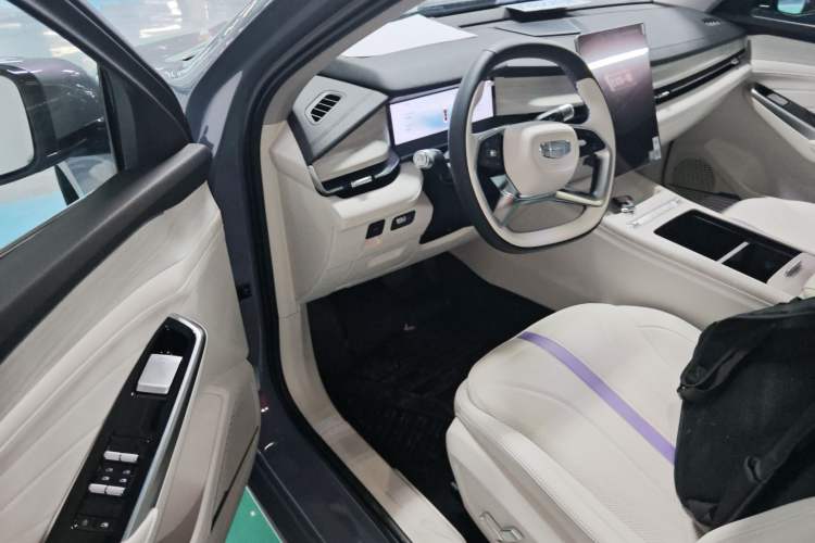 Used Geely Auto Preface 2024 Zhiqing 1.5TD Galaxy Edition Driver Seat