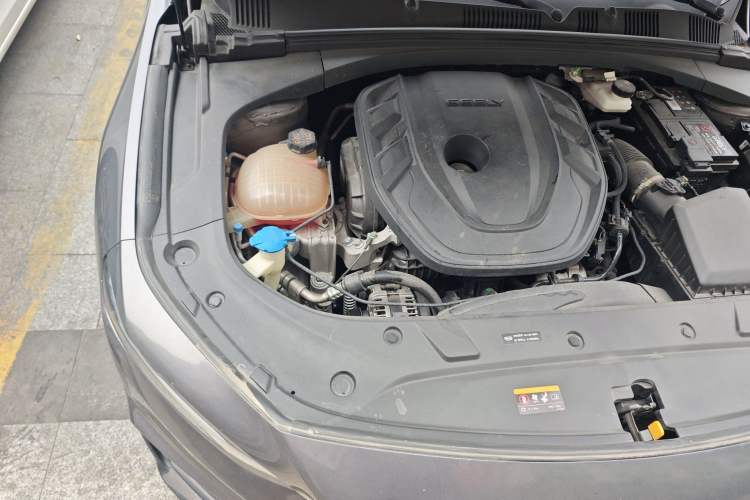 Used Geely Auto Preface 2024 2.0TD Xiaohan Edition Engine Bay Right