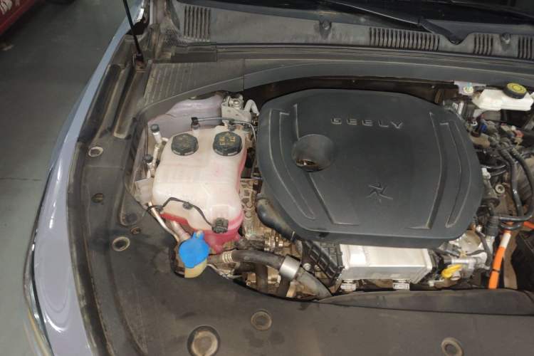 Used Geely Auto Preface 2024 Zhiqing 1.5TD Tiangong Edition Engine Bay Right