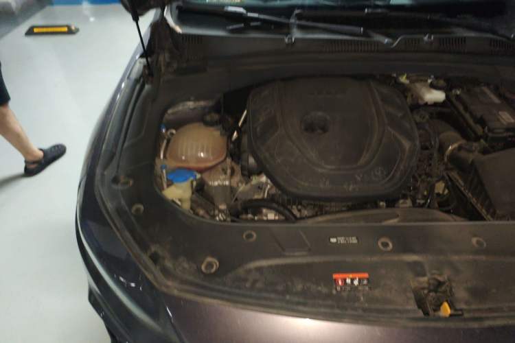 Used Geely Auto Preface 2024 2.0TD Qingyun Edition Engine Bay Right