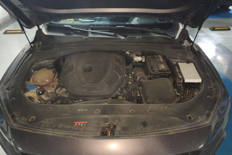 Used Geely Auto Preface 2024 2.0TD Qingyun Edition Engine Bay