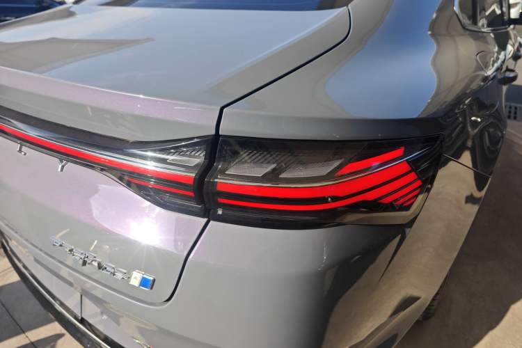Used Geely Auto Preface 2024 Zhiqing 1.5TD Tiangong Edition Exterior 3