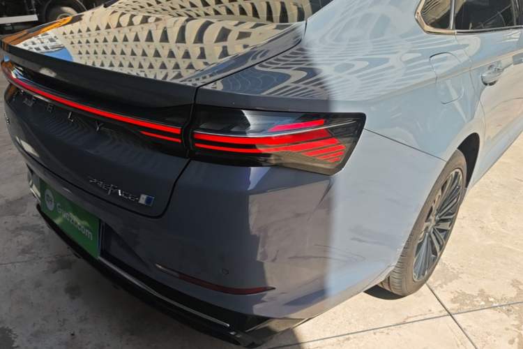 Used Geely Auto Preface 2024 Zhiqing 1.5TD Tiangong Edition Exterior 3