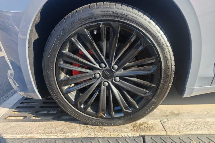 Used Geely Auto Preface 2024 Zhiqing 1.5TD Tiangong Edition Exterior 4