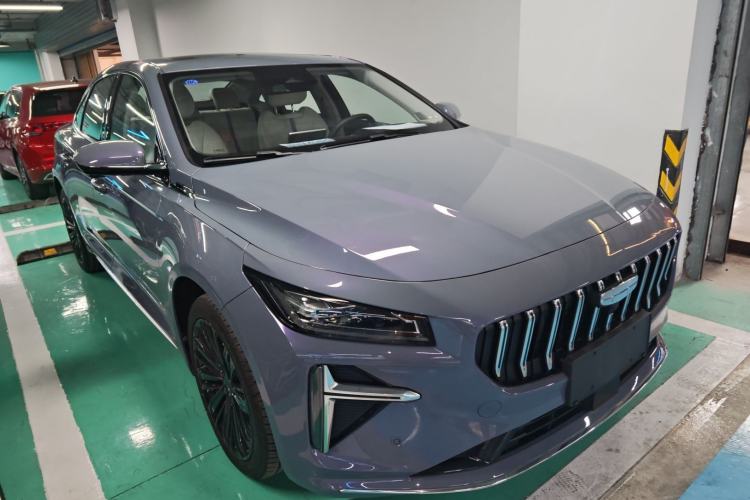 Used Geely Auto Preface 2024 Zhiqing 1.5TD Galaxy Edition Front Right 45 Deg
