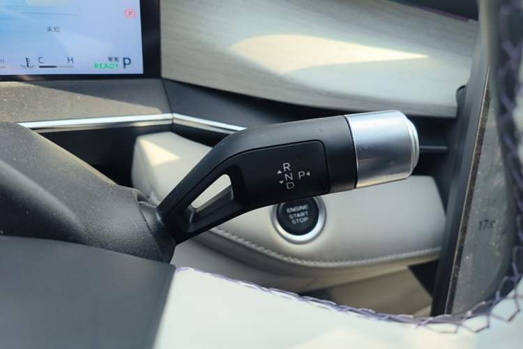 Used Geely Auto Preface 2024 Zhiqing 1.5TD Tiangong Edition Gear Lever
