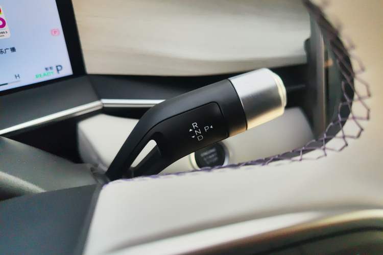 Used Geely Auto Preface 2024 Zhiqing 1.5TD Tiangong Edition Gear Lever