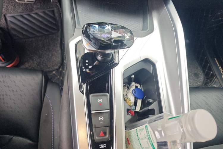 Used Geely Auto Preface 2024 2.0TD Xiaohan Edition Gear Lever