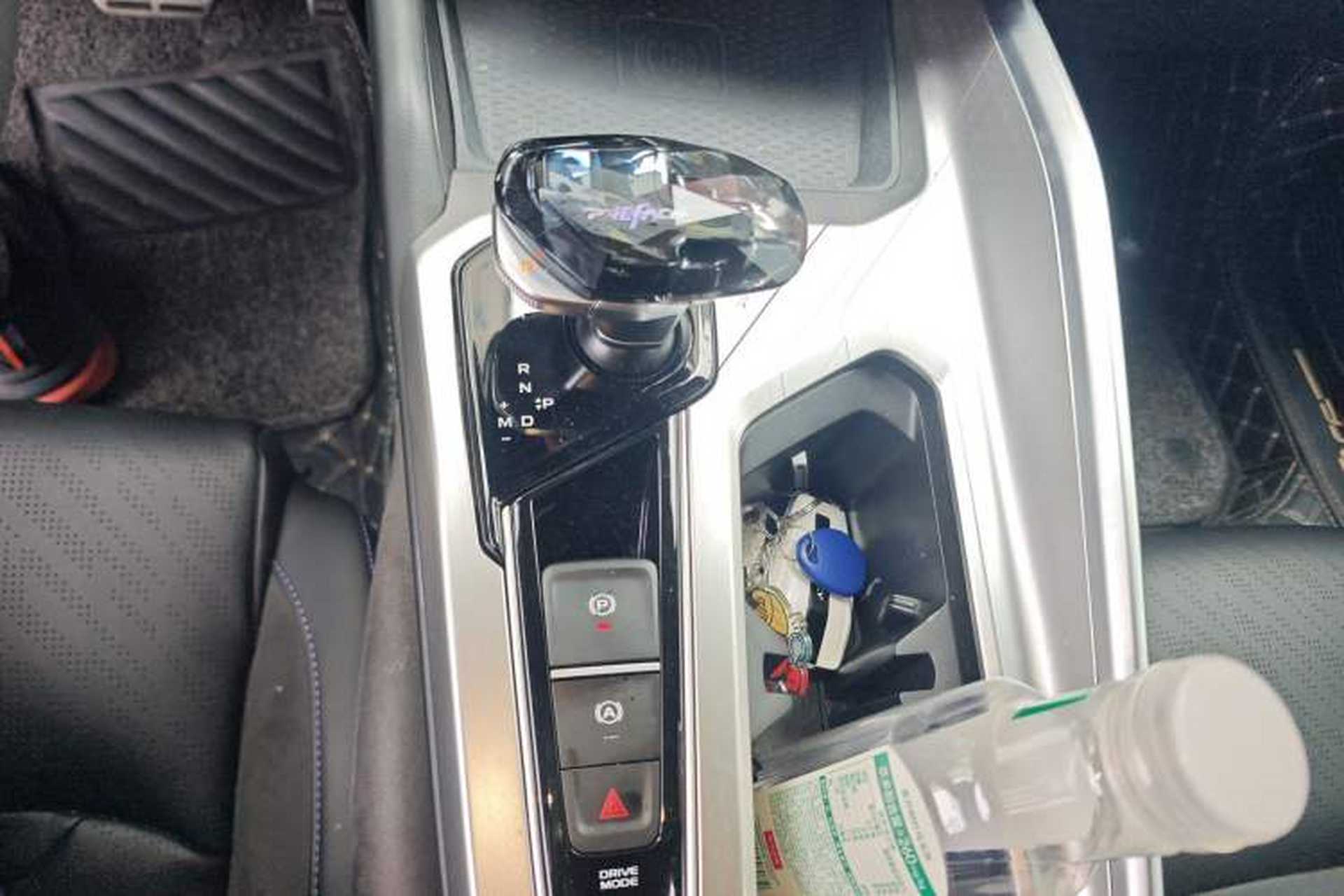 Used Geely Auto Preface 2024 2.0TD Xiaohan Edition Gear Lever