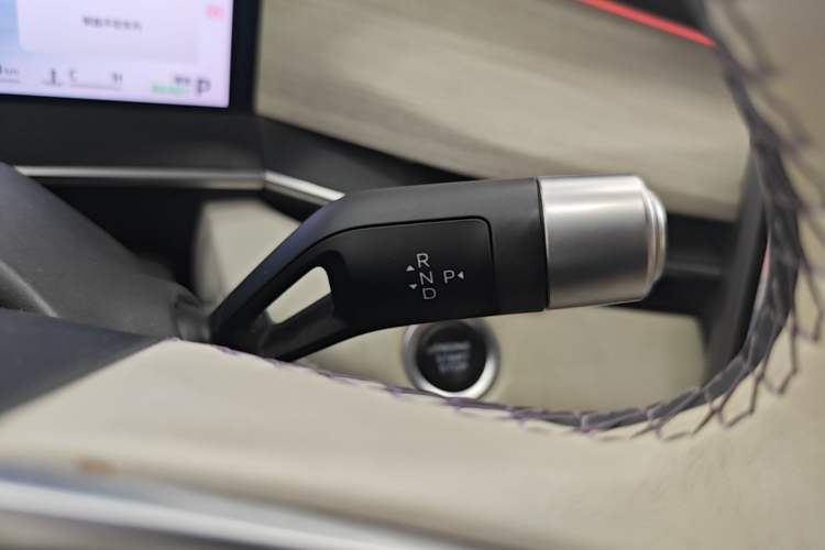Used Geely Auto Preface 2024 Zhiqing 1.5TD Tiangong Edition Gear Lever