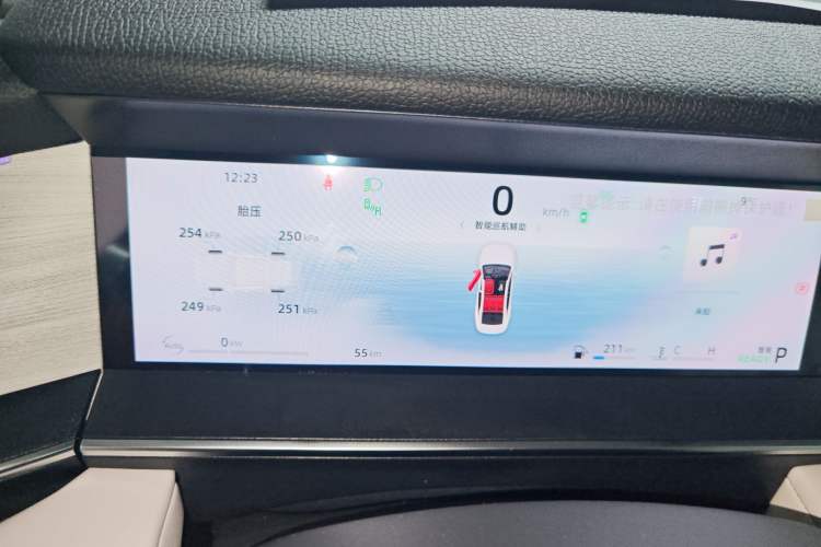 Used Geely Auto Preface 2024 Zhiqing 1.5TD Galaxy Edition Instrument Cluster