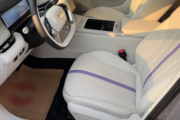 Used Geely Auto Preface 2024 Zhiqing 1.5TD Xingyun Edition Interior 1