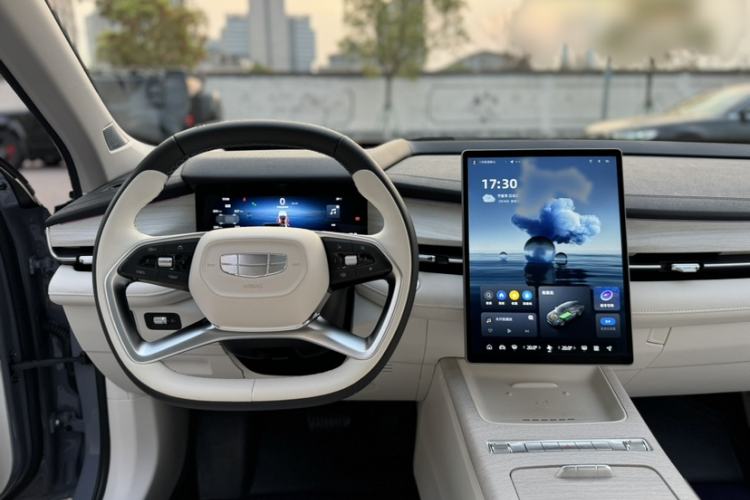 Used Geely Auto Preface 2024 Zhiqing 1.5TD Tiangong Edition Interior 3