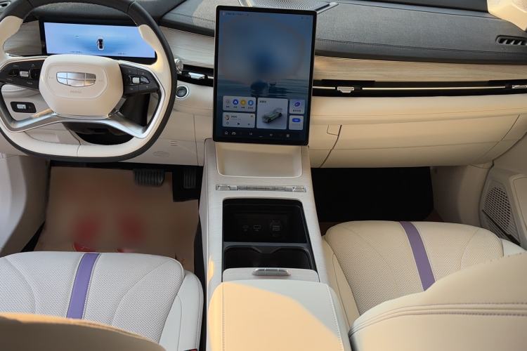 Used Geely Auto Preface 2024 Zhiqing 1.5TD Xingyun Edition Interior 3