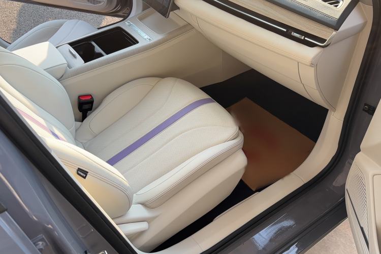 Used Geely Auto Preface 2024 Zhiqing 1.5TD Xingyun Edition Interior 4