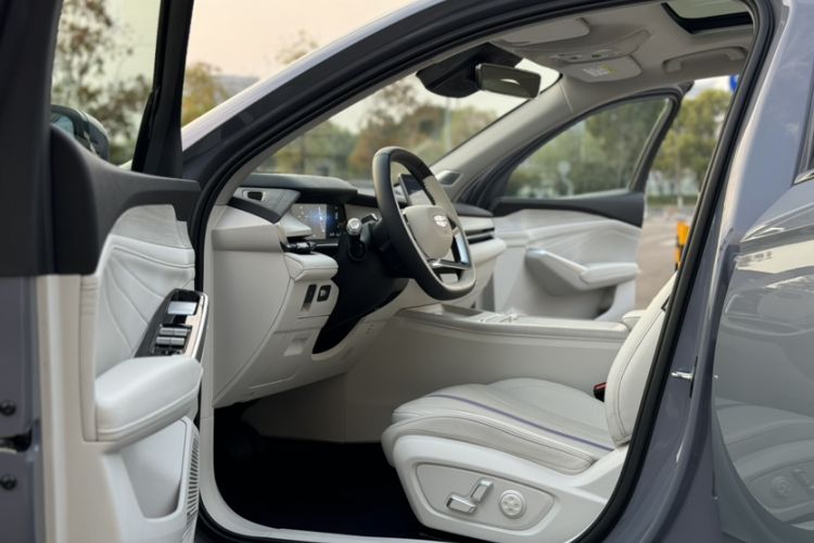 Used Geely Auto Preface 2024 Zhiqing 1.5TD Tiangong Edition Interior 5