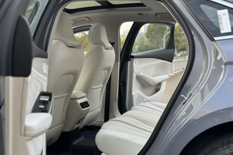 Used Geely Auto Preface 2024 Zhiqing 1.5TD Tiangong Edition Interior 6