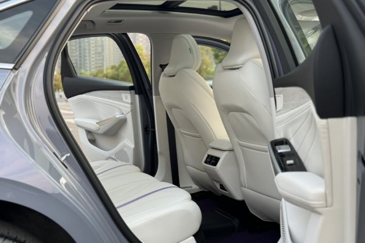 Used Geely Auto Preface 2024 Zhiqing 1.5TD Tiangong Edition Interior 9