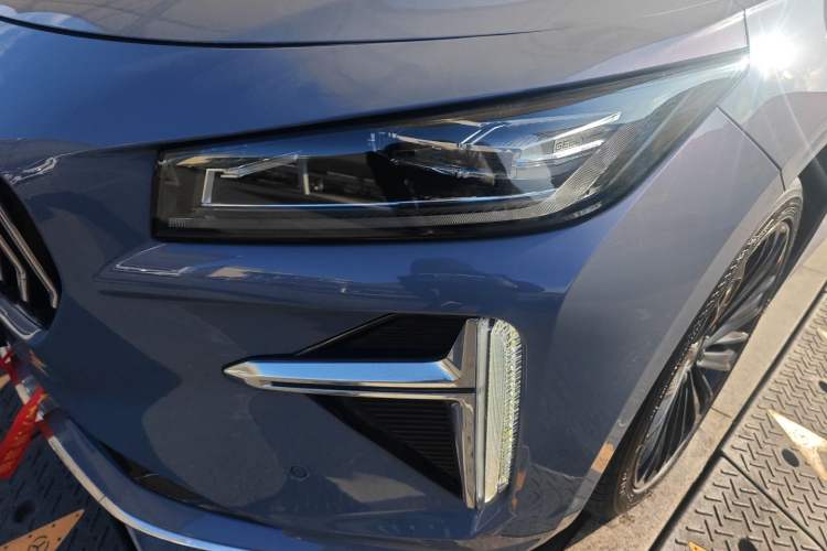 Used Geely Auto Preface 2024 Zhiqing 1.5TD Tiangong Edition Left Front Headlight