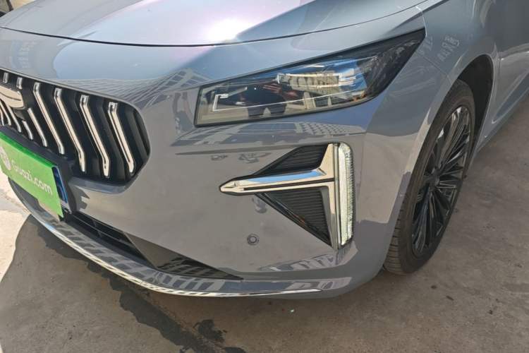 Used Geely Auto Preface 2024 Zhiqing 1.5TD Tiangong Edition Left Front Headlight