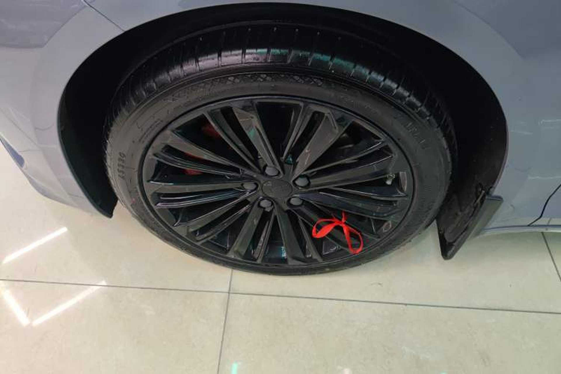 Used Geely Auto Preface 2024 Zhiqing 1.5TD Tiangong Edition Left Front Wheel Hub
