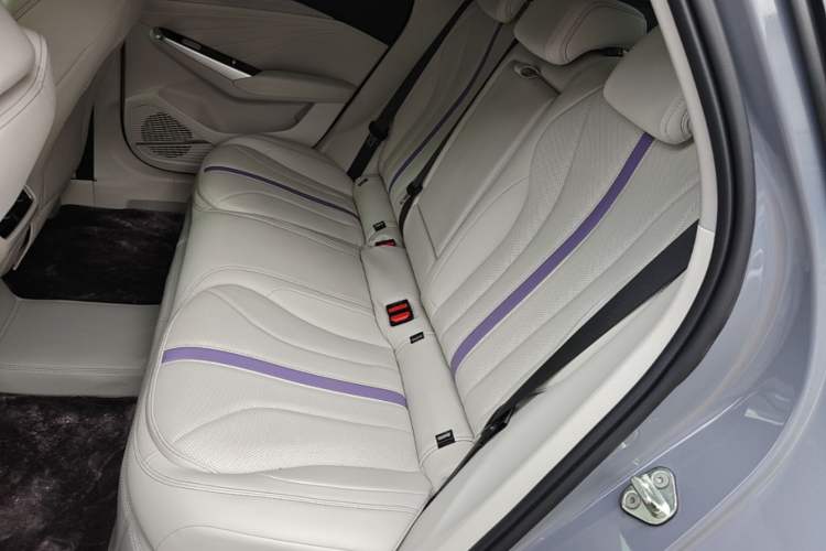 Used Geely Auto Preface 2024 Zhiqing 1.5TD Tiangong Edition Left Rear Seat