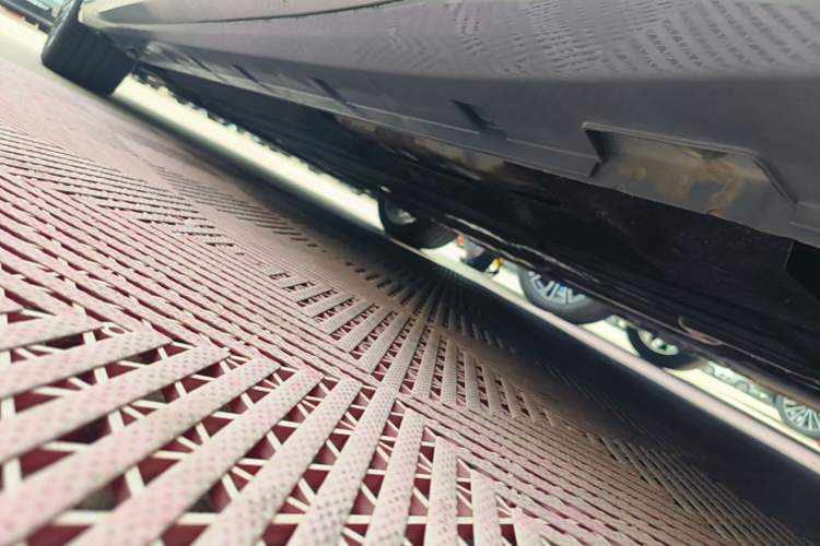 Used Geely Auto Preface 2024 Zhiqing 1.5TD Tiangong Edition Left Side Sill
