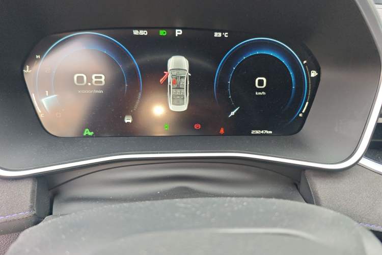 Used Geely Auto Preface 2024 2.0TD Xiaohan Edition Odometer Close Up