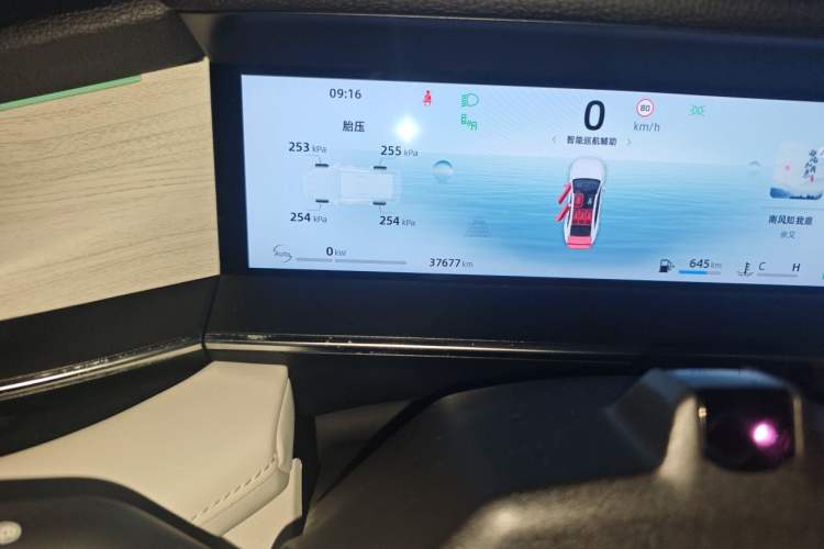 Used Geely Auto Preface 2024 Zhiqing 1.5TD Tiangong Edition Odometer Close Up