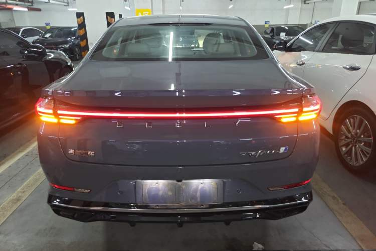 Used Geely Auto Preface 2024 Zhiqing 1.5TD Tiangong Edition Rear