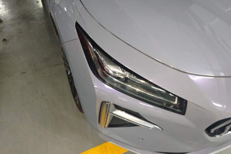Used Geely Auto Preface 2024 Zhiqing 1.5TD Tiangong Edition Right Front Headlight