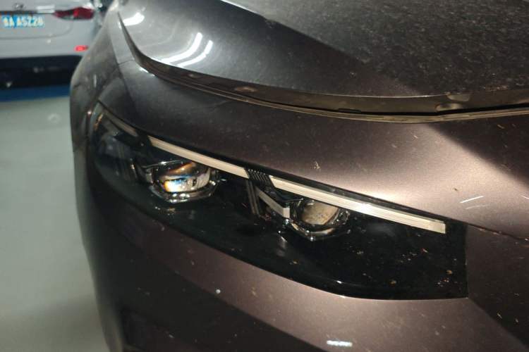 Used Geely Auto Preface 2024 2.0TD Qingyun Edition Right Front Headlight