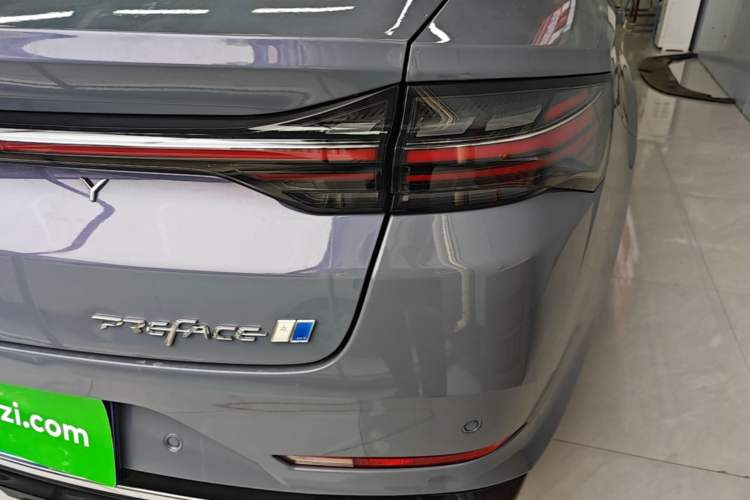 Used Geely Auto Preface 2024 Zhiqing 1.5TD Tiangong Edition Right Rear Taillight