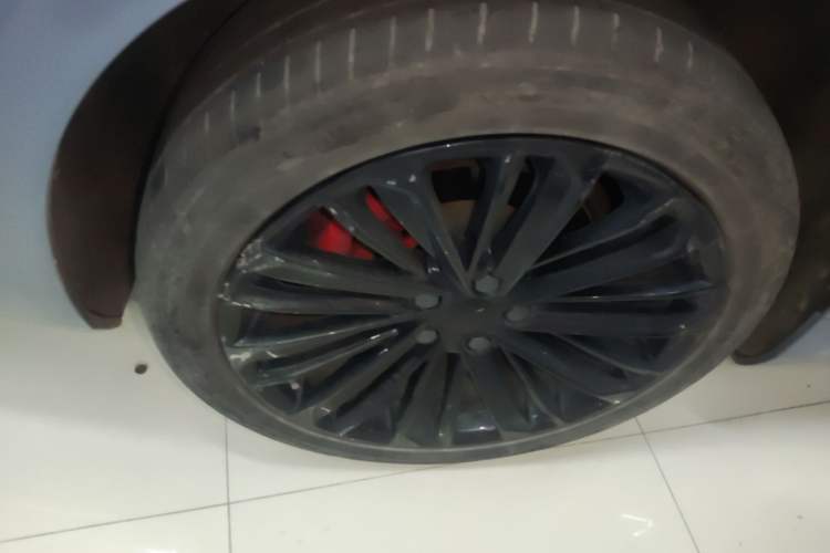 Used Geely Auto Preface 2024 Zhiqing 1.5TD Tiangong Edition Right Rear Wheel Hub