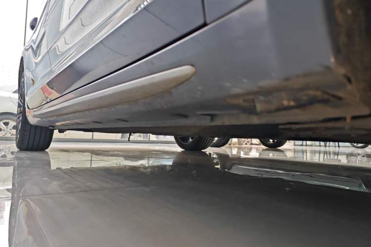 Used Geely Auto Preface 2024 Zhiqing 1.5TD Tiangong Edition Right Side Sill