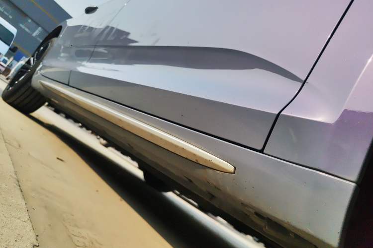 Used Geely Auto Preface 2024 Zhiqing 1.5TD Tiangong Edition Right Side Sill