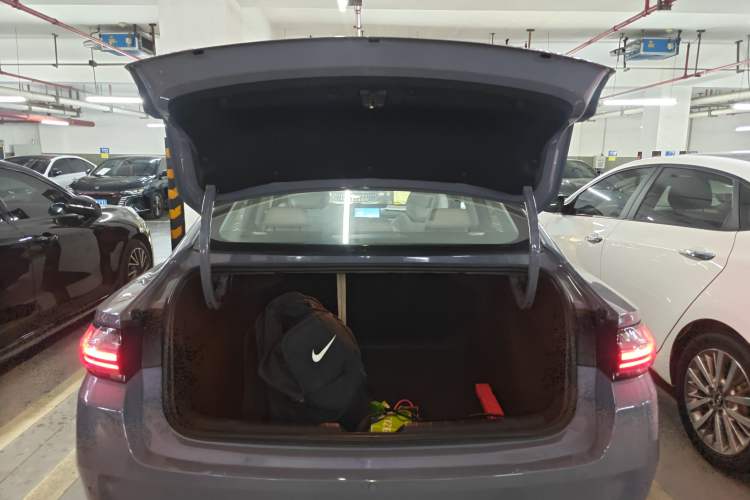 Used Geely Auto Preface 2024 Zhiqing 1.5TD Tiangong Edition Trunk