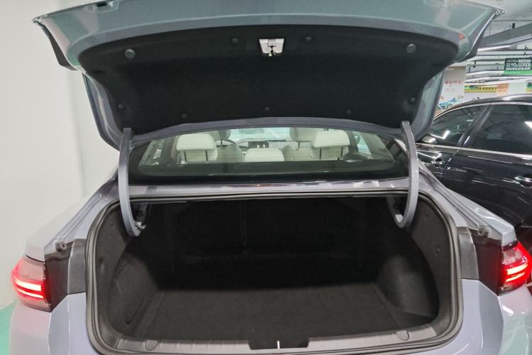 Used Geely Auto Preface 2024 Zhiqing 1.5TD Galaxy Edition Trunk
