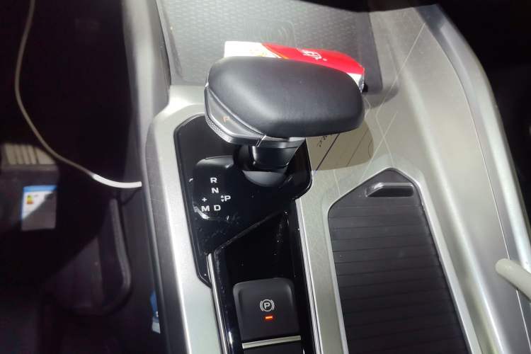 Used Geely Auto Preface 2024 2.0TD Xiaohan Edition Gear Lever