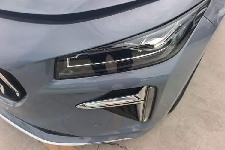 Used Geely Auto Preface 2024 Zhiqing 1.5TD Xingyun Edition Left Front Headlight