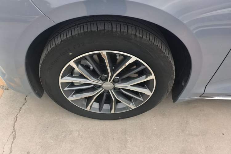 Used Geely Auto Preface 2024 Zhiqing 1.5TD Xingyun Edition Left Front Wheel Hub