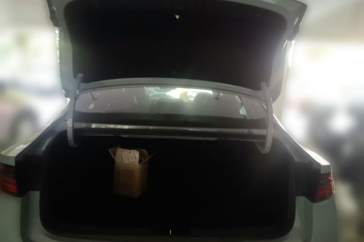 Used Geely Auto Preface 2024 2.0TD Xiaohan Edition Trunk